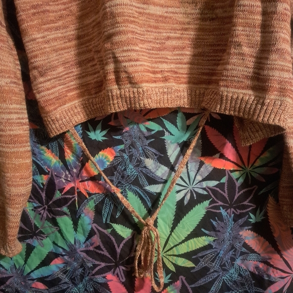 Cute top - Picture 2 of 13